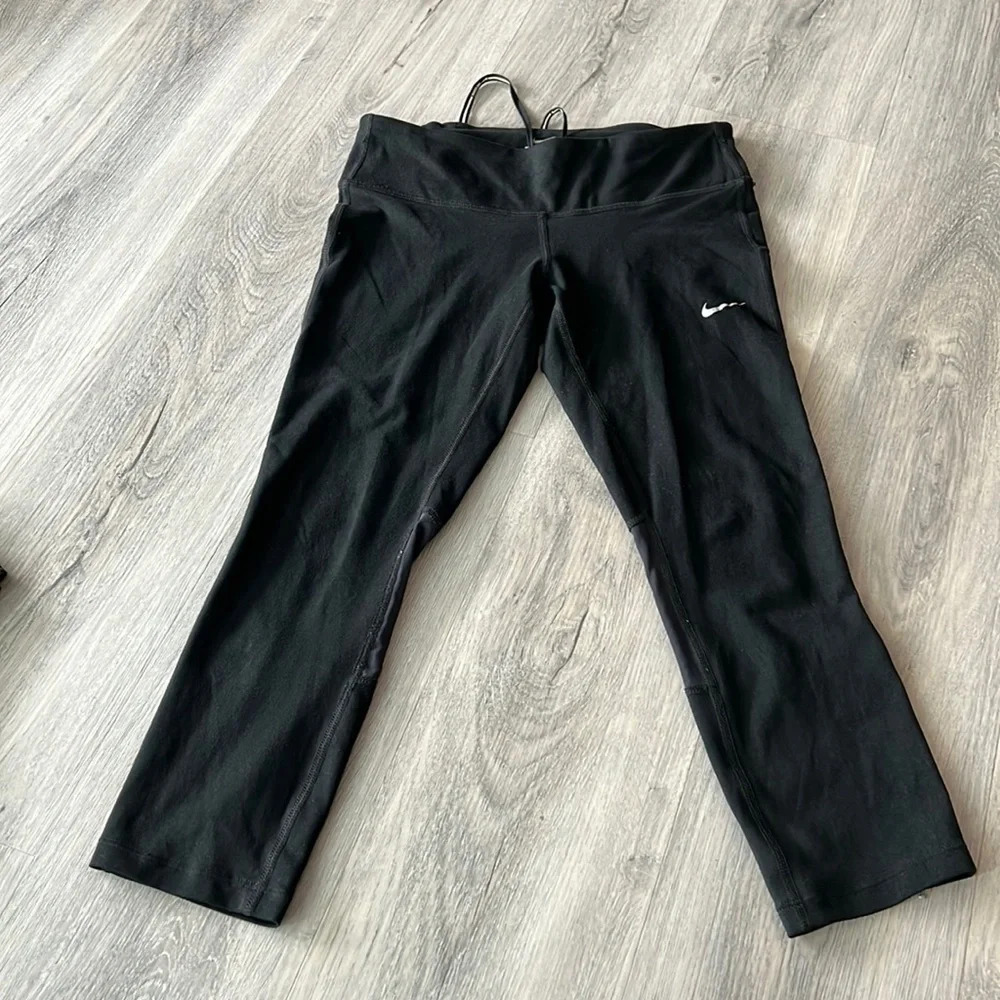 Nike black  leggings size small